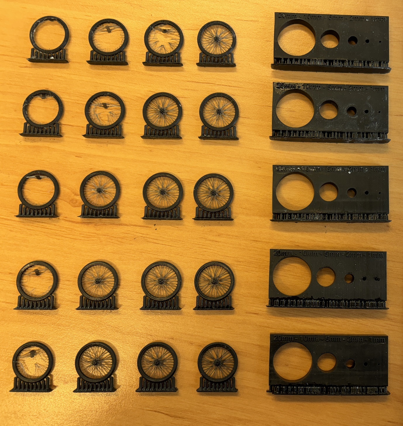 FR HDT SaturnRueda de radios en miniatura de 3 piezas delgadas de 100 micras, detalle rígido y preciso Premium Black Exposición de 4,5 a 20 segundos - copia